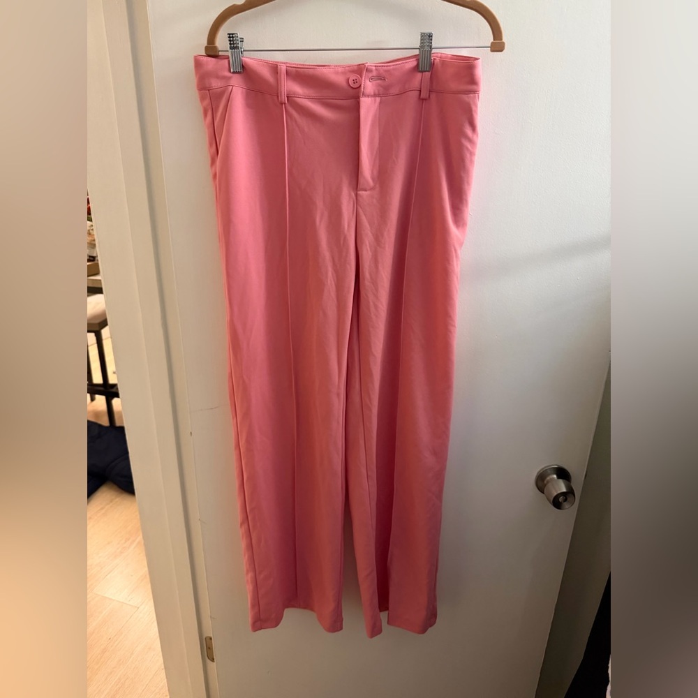 Stylish Pink Wide-Leg Pants